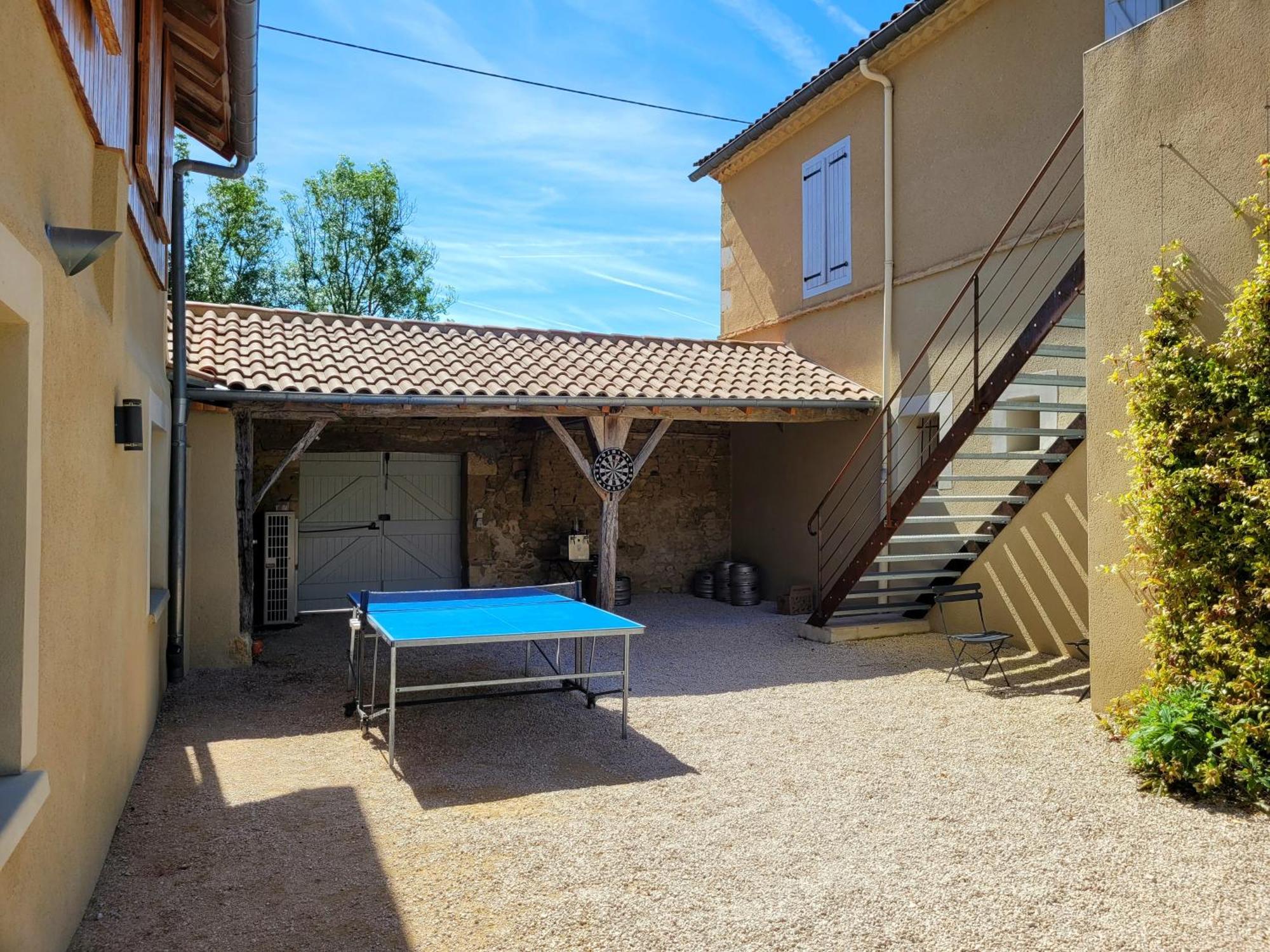 Saint-Sauvy Gite Campagne Famille 15 Pers Piscine Chauffee Jeux Enfants Petanque מראה חיצוני תמונה